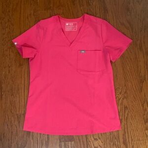 Figs Scrubs: Shocking Pink Catarina One-Pocket Top and Zamora High-Waisted Pant